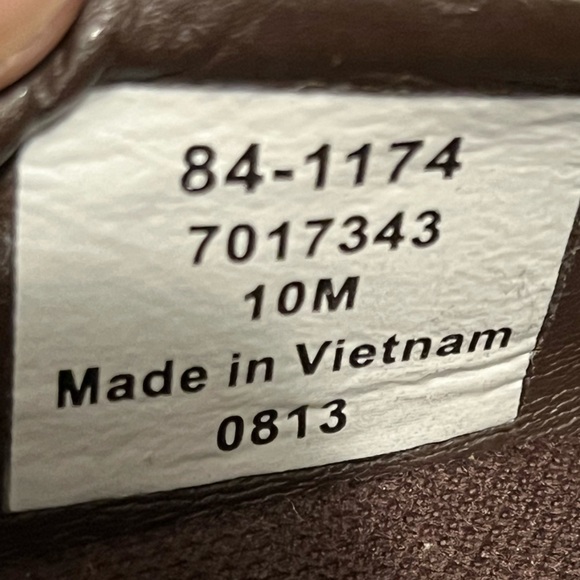 Cabela’s MaryJane Brown Leather Shoes - Picture 2 of 15